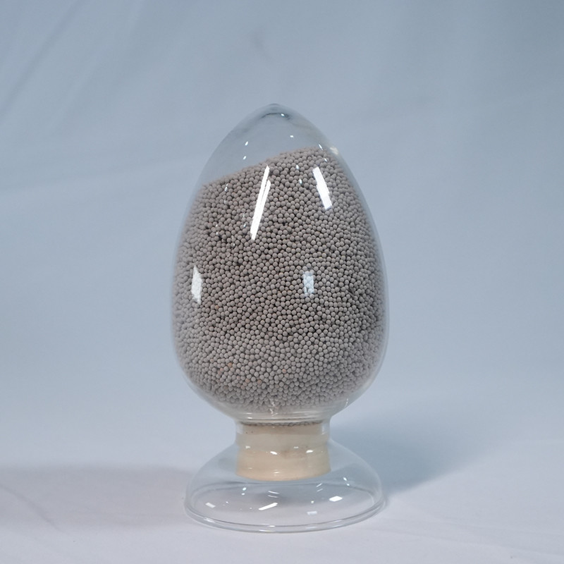 4-5 Years Lifespan CCR Catalyst 1.6-1.8 Mm Solid For Optimal Efficiency