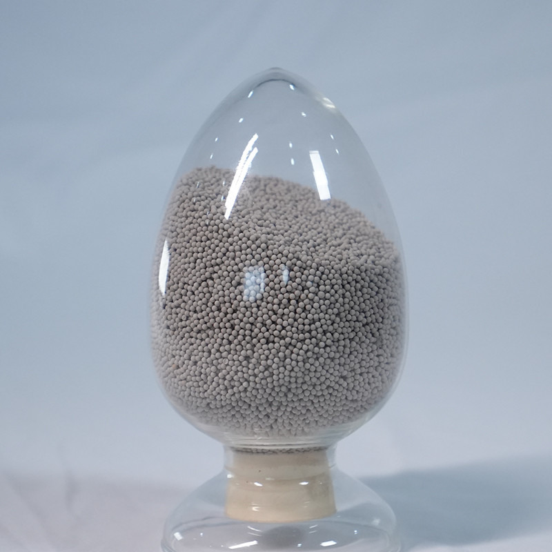 Heat Resistance CCR Catalyst 1.6MM-1.8 Mm Spherical Shape KMC-200