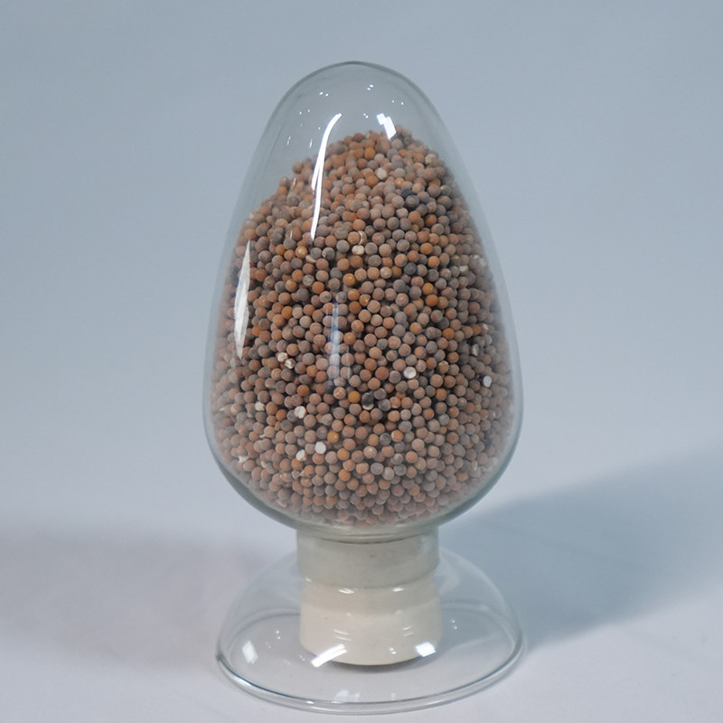 Insoluble In Water Oil Ammonia Column Ammonia Cracking Catalyst 98% Purity
