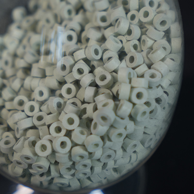 Gray Or Black 30-80 C5 Hydrogenation Catalyst in Cylindrical Particles With Pd/Pt/Ni/Or Co Active Components